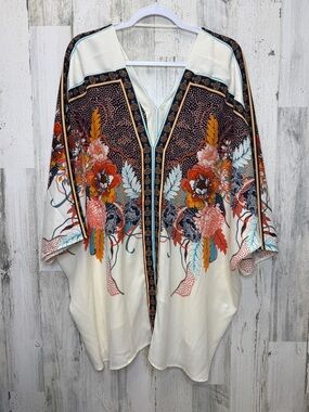Rose + Olive Bohemian Floral Kimono Top - Ivory with Multicolor Print